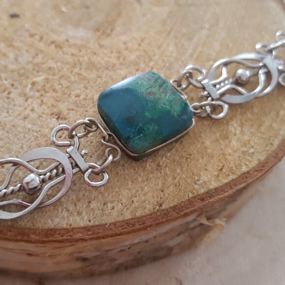 Turquoise Bohemian Style Bracelet - Picture 3 of 7